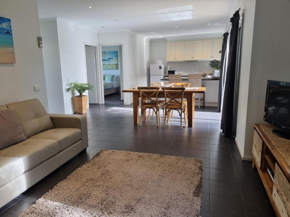 Island Cove Villas คาวเวส ภายนอก รูปภาพ