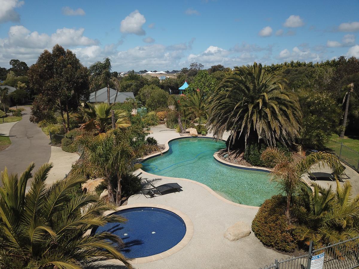 Island Cove Villas คาวเวส ภายนอก รูปภาพ