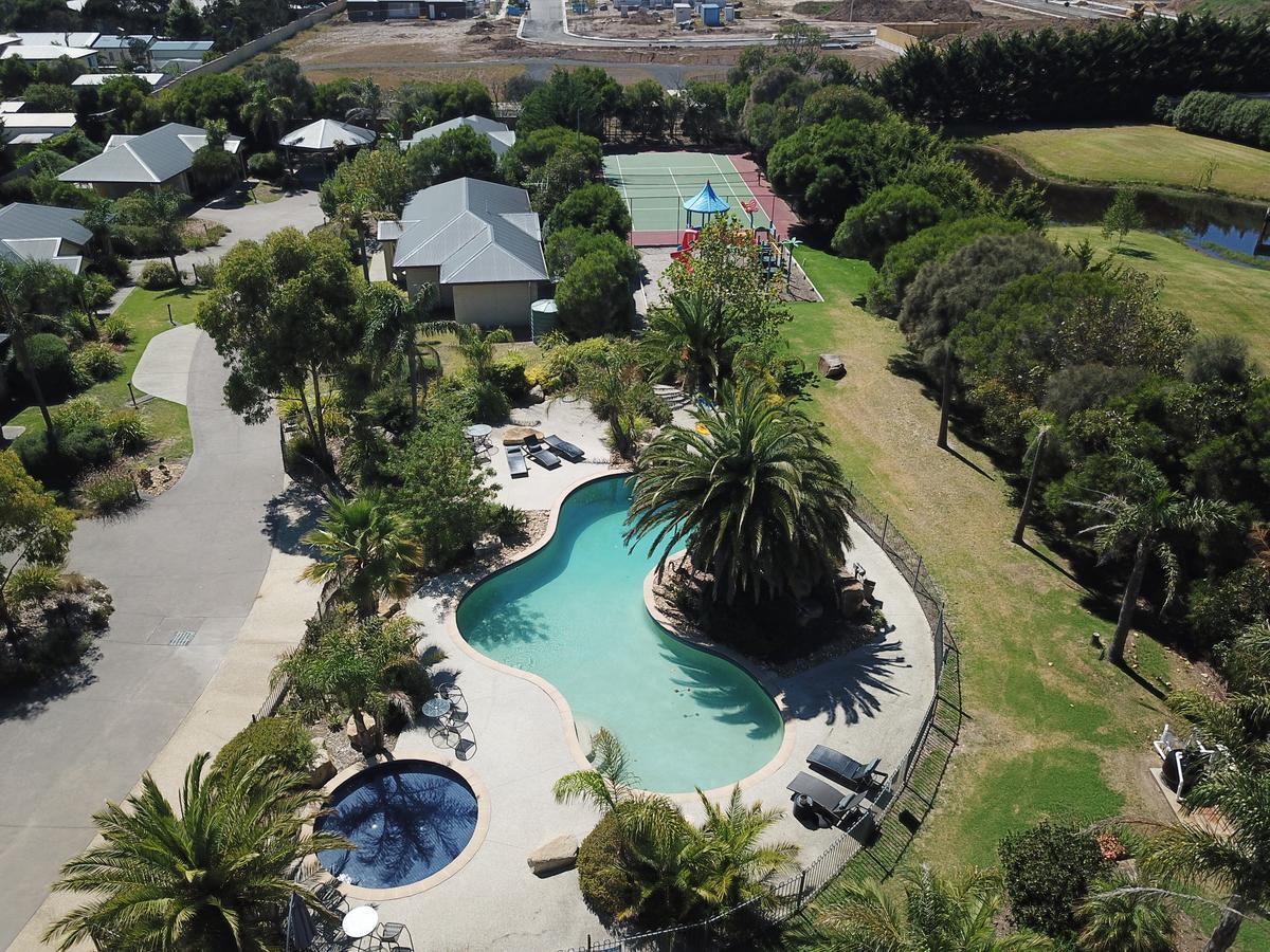 Island Cove Villas คาวเวส ภายนอก รูปภาพ